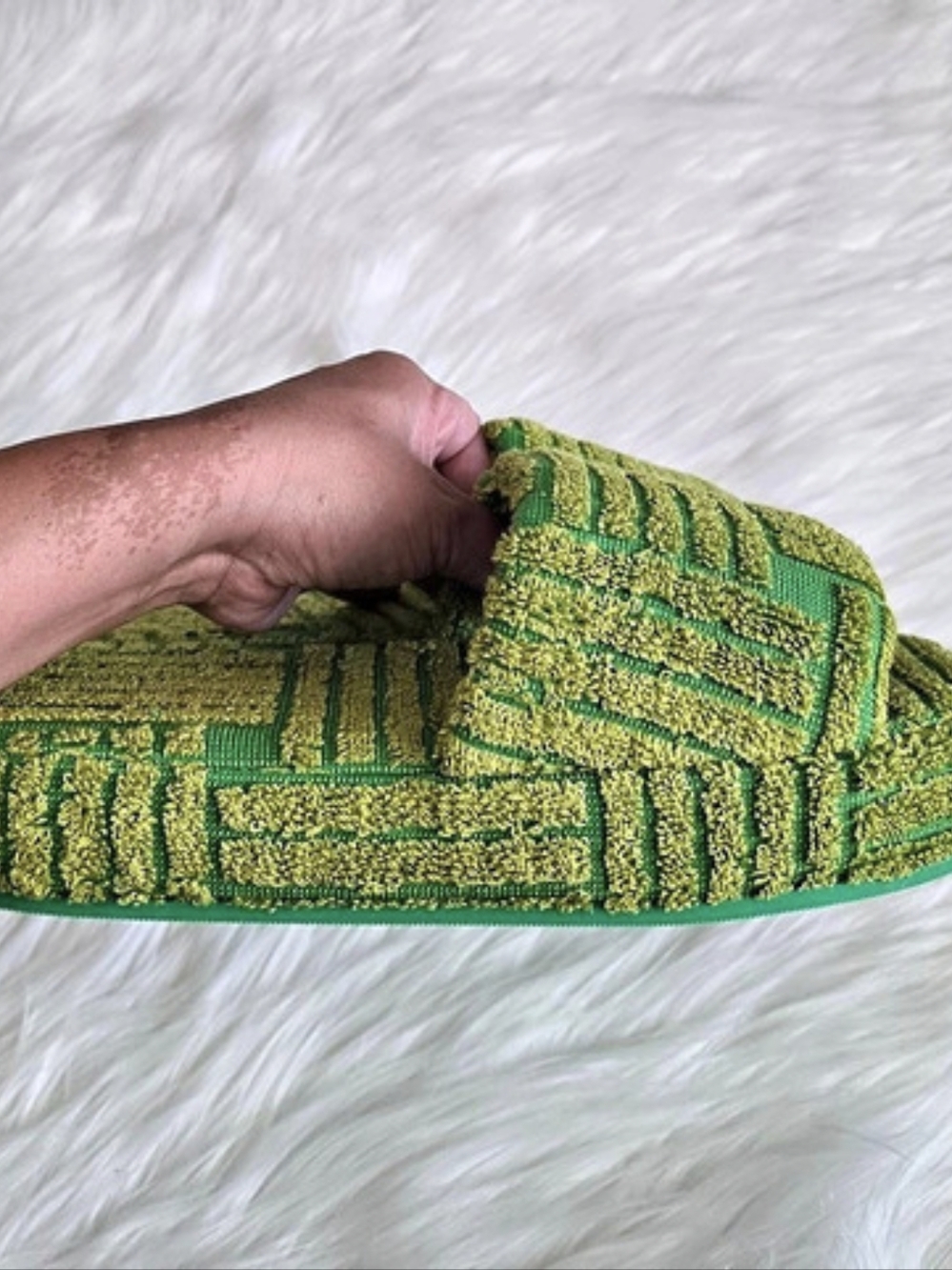 Bottega Veneta Intrecciato Resort Sponge Slippers - Picture 2 of 5